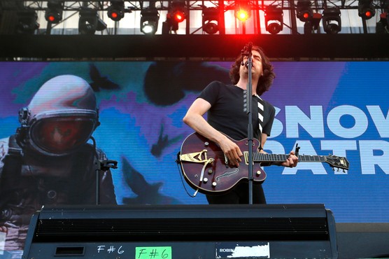 SANTIAGO, CHILE - MARCH 29: Gary Lightbody of Snow Patrol performs during day 1 of Lollapalooza Chile 2019 at parque O'higgins on March 29, 2019 in Santiago, Chile. (Photo by Marcelo Hernandez/Getty Images)